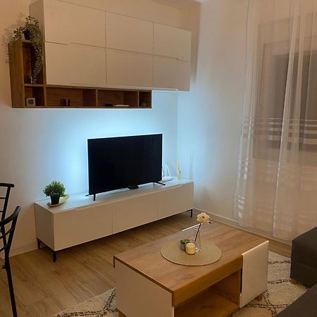 Urban Oasis Apartment Sajmiste Εξωτερικό φωτογραφία
