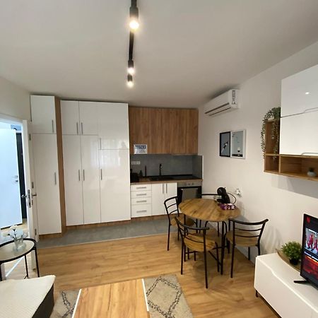 Urban Oasis Apartment Sajmiste Εξωτερικό φωτογραφία