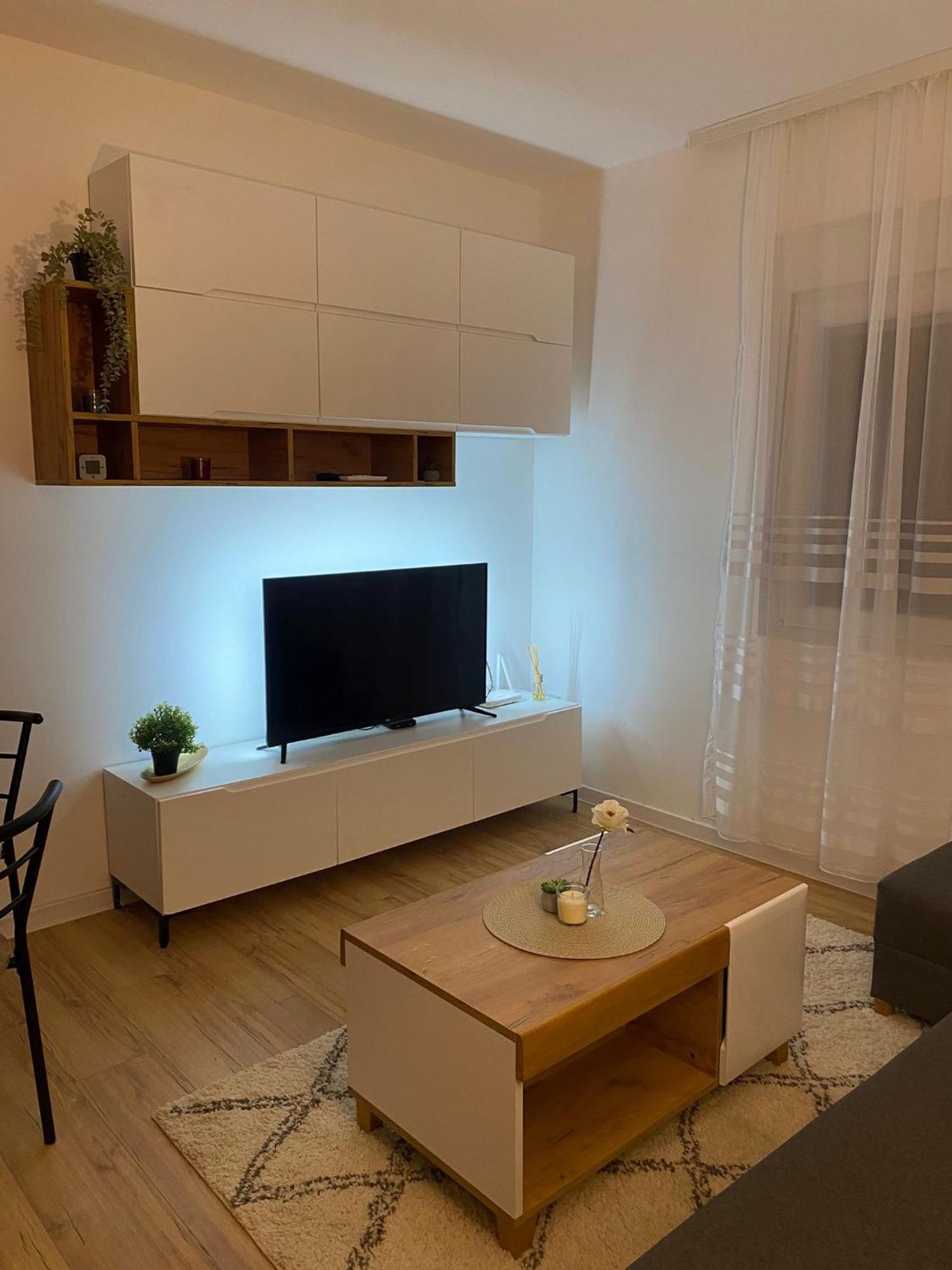 Urban Oasis Apartment Sajmiste Εξωτερικό φωτογραφία